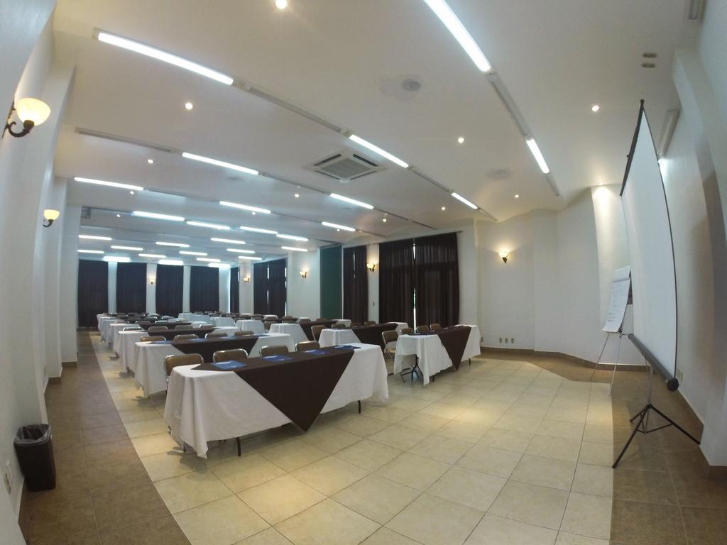 Hotel Hacienda Del Rio Oaxtepec Kültér fotó